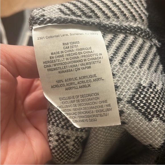 NFL Raiders Ugly Christmas Sweater size Small Like New Condition Holiday Winter - Picture 12 of 15